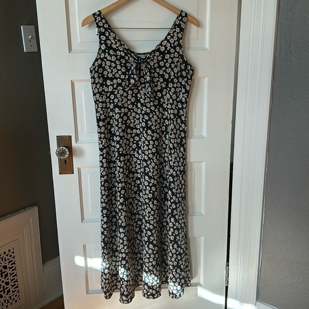Vintage Floral Dress (A-line) - Navy - Sz: Fits a Medium